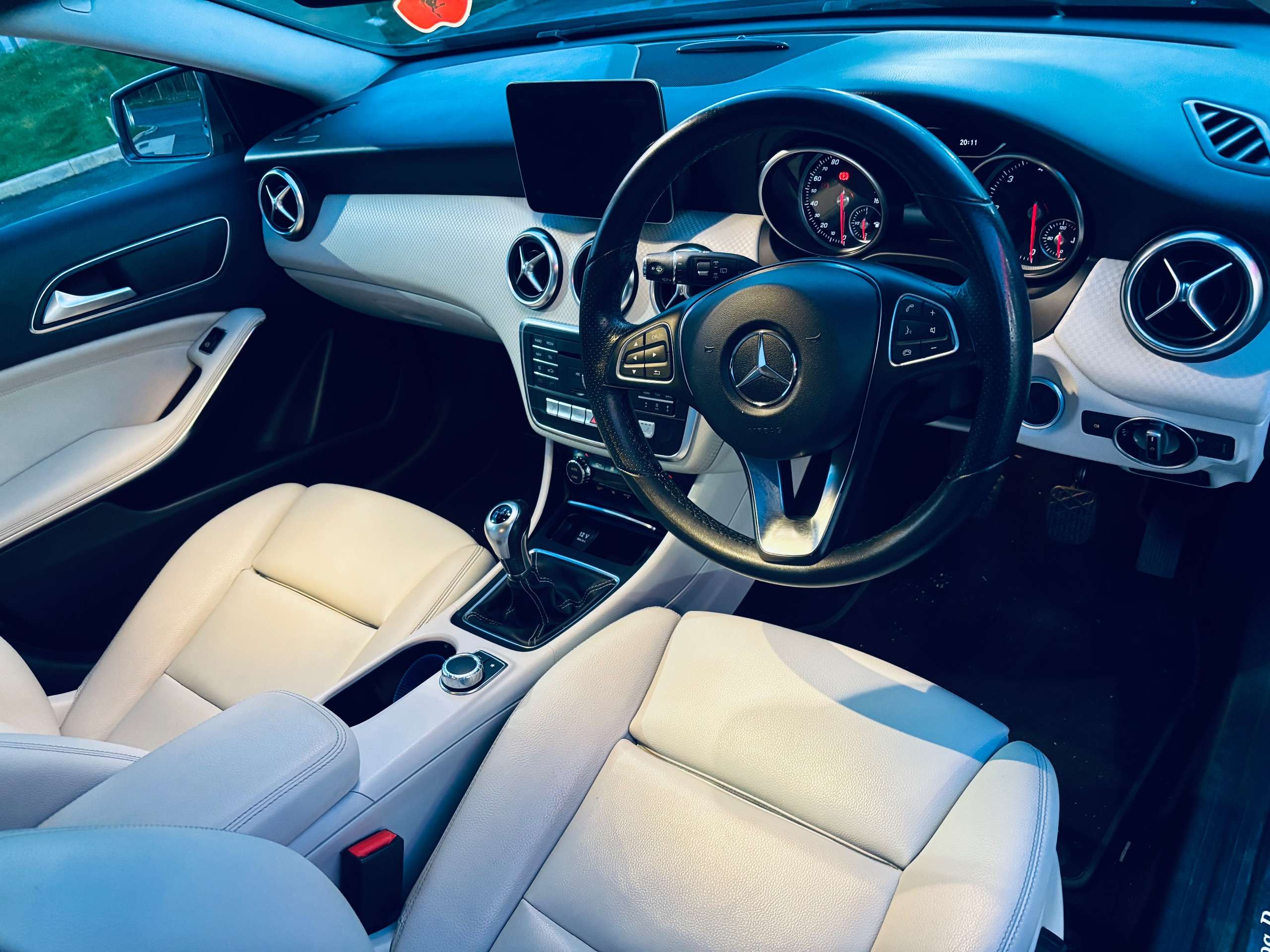 2017 MERCEDES-BENZ A CLASS 2017 MERCEDES-BENZ A CLASS