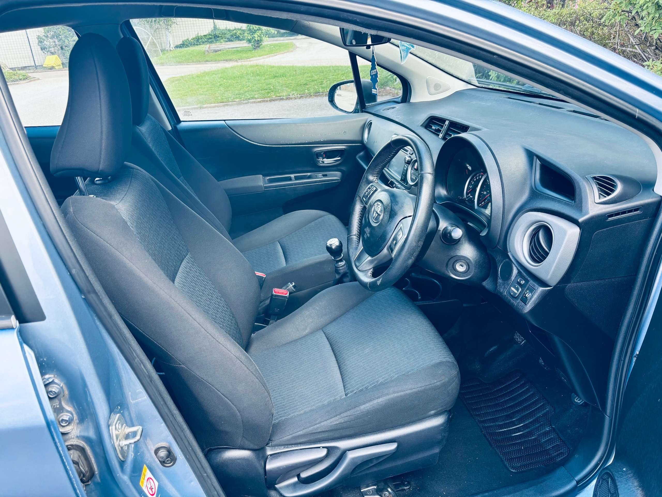2013 TOYOTA YARIS 2013 TOYOTA YARIS