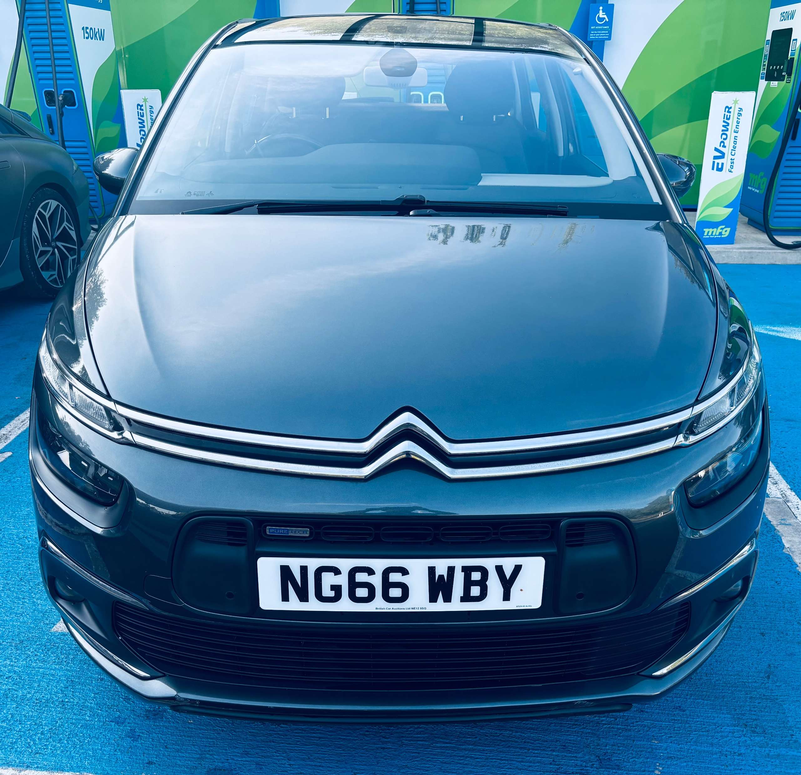 A 2017 CITROEN C4 PICASSO 1.2 PureTech Feel MPV 5dr Petrol EAT6 Euro 6 (s/s) (130 ps) A 2017 CITROEN C4 PICASSO 1.2 PureTech Feel MPV 5dr Petrol EAT6 Euro 6 (s/s) (130 ps)