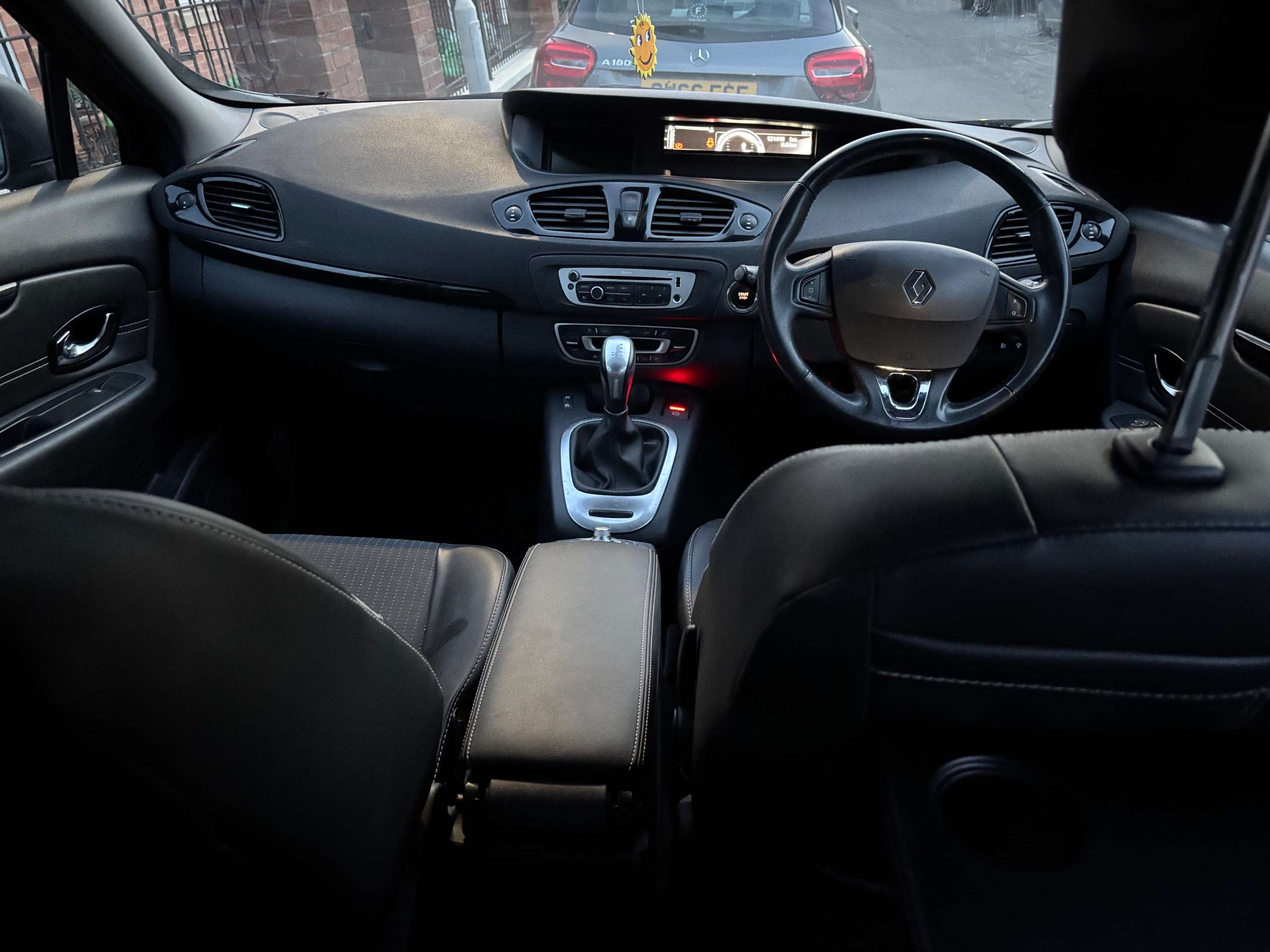 2016 RENAULT GRAND SCENIC 2016 RENAULT GRAND SCENIC