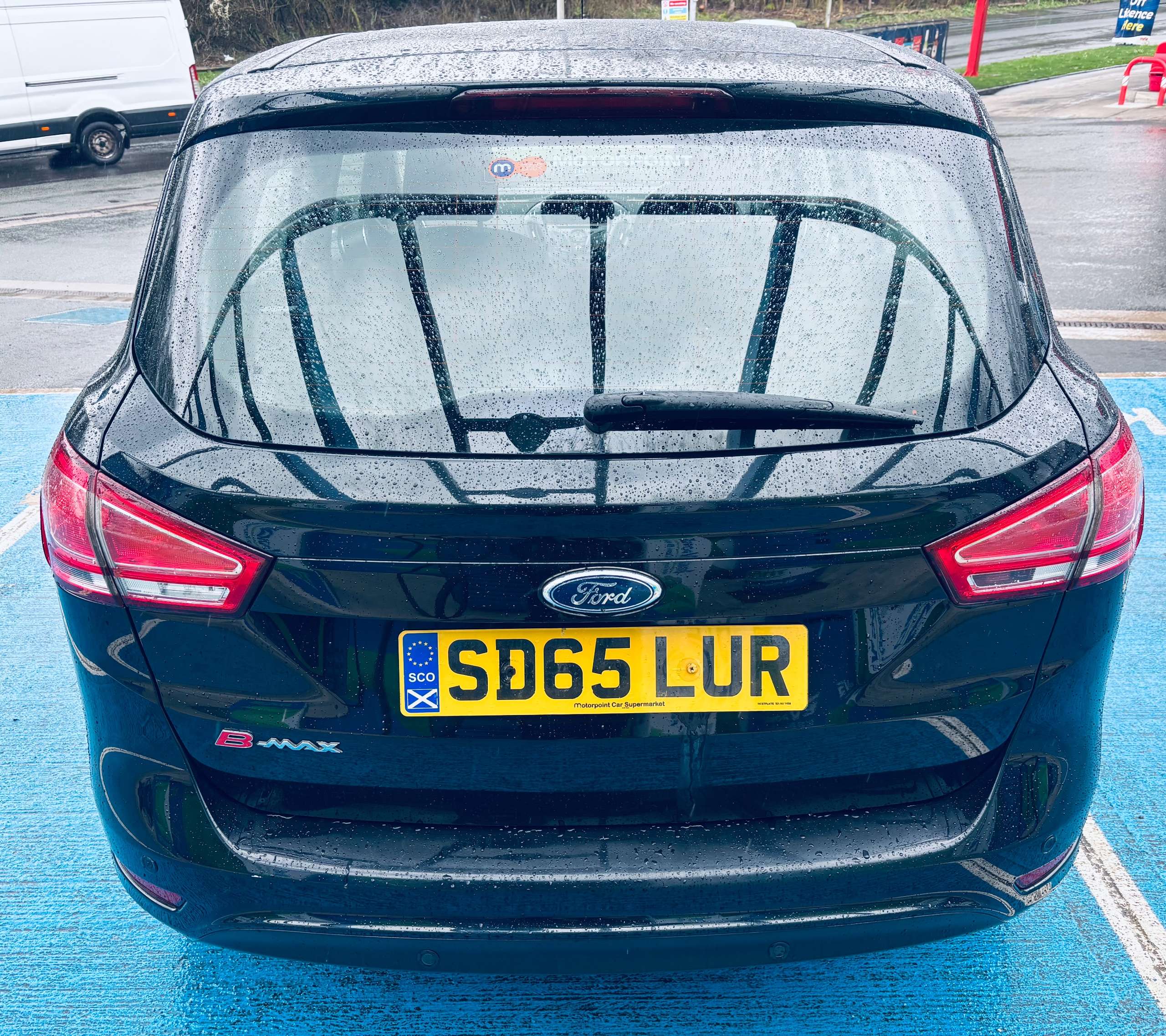 A 2015 FORD B-MAX 1.6 Zetec MPV 5dr Petrol Powershift Euro 5 (105 ps) A 2015 FORD B-MAX 1.6 Zetec MPV 5dr Petrol Powershift Euro 5 (105 ps)