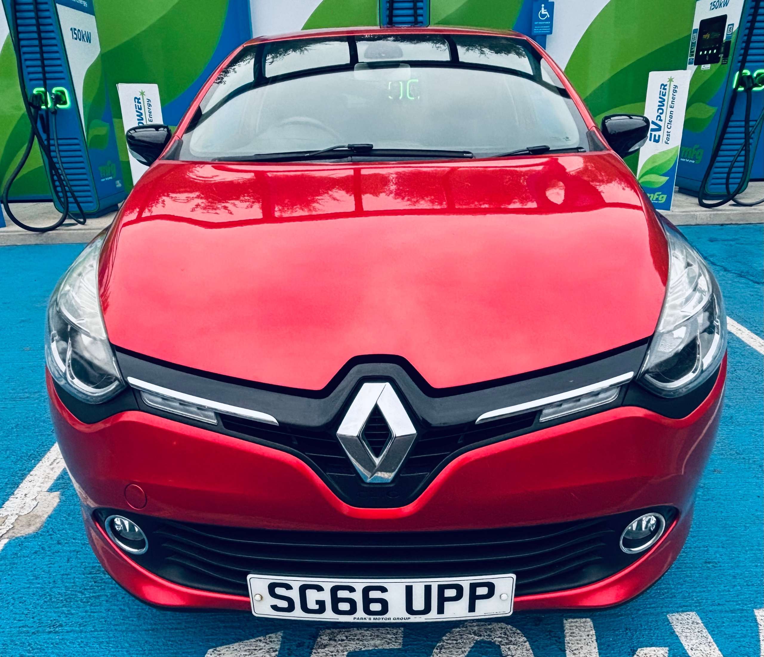 2016 RENAULT CLIO 2016 RENAULT CLIO