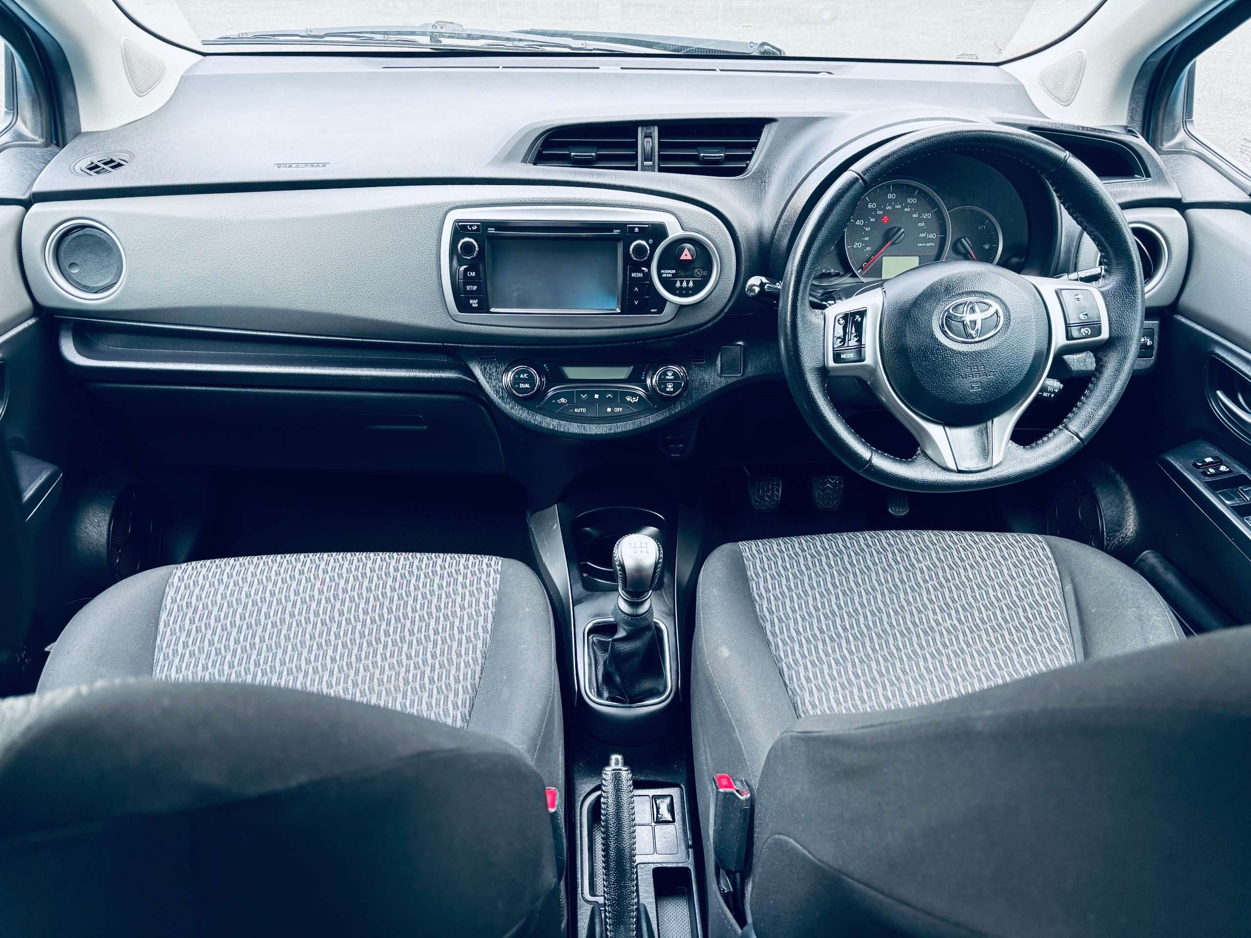 2014 TOYOTA YARIS 2014 TOYOTA YARIS