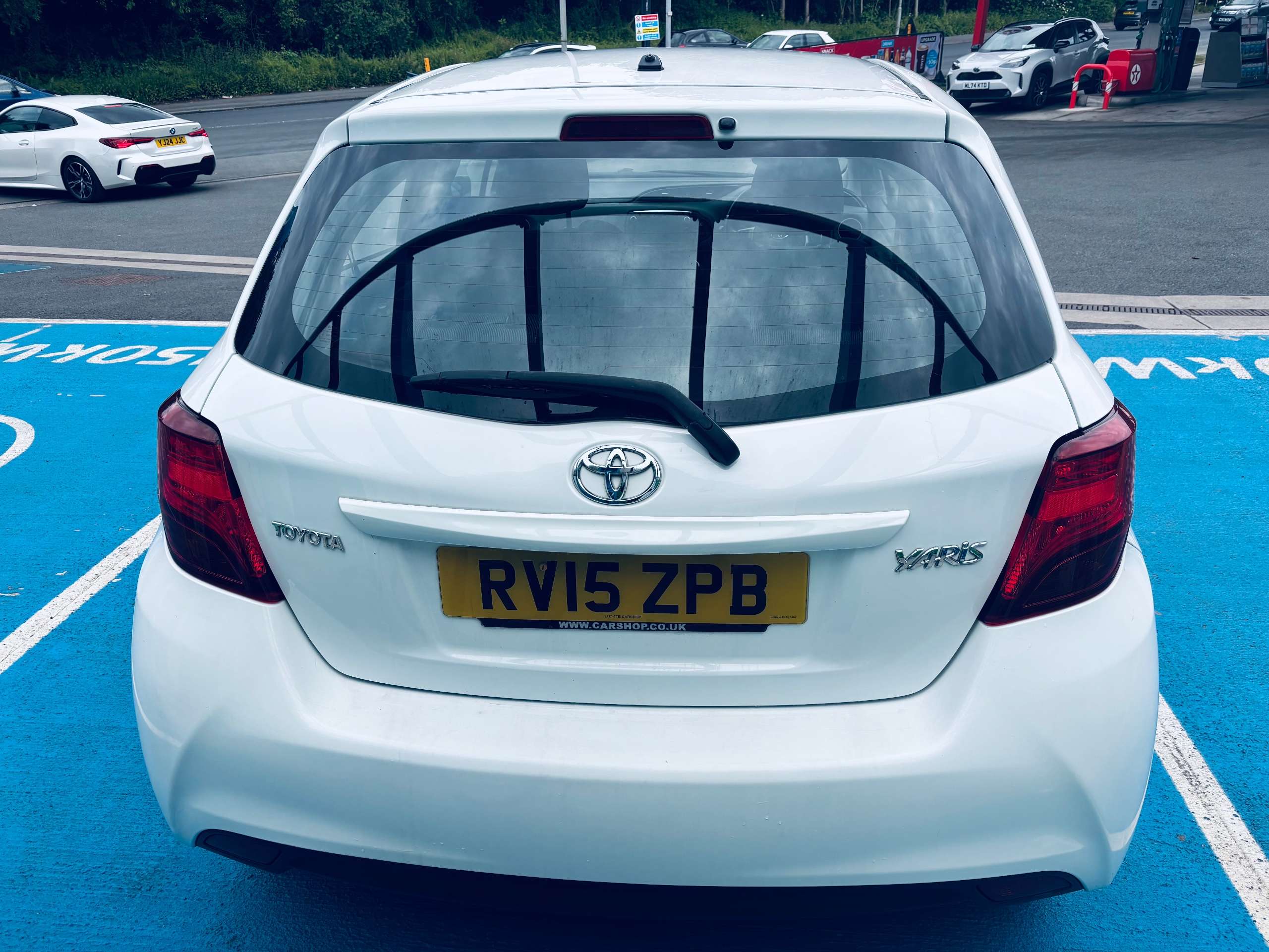 2015 TOYOTA YARIS 2015 TOYOTA YARIS