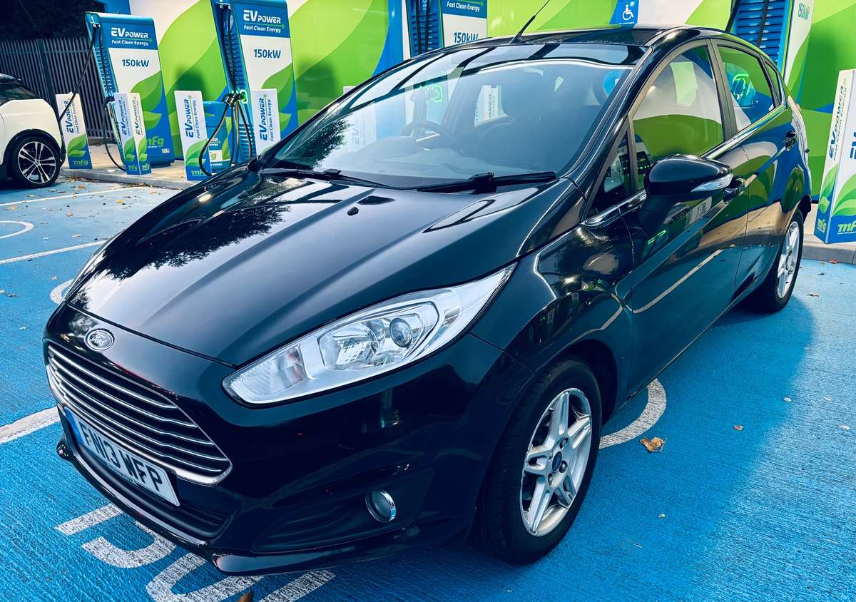 Check out this Ford Fiesta 2013 Petrol Manual