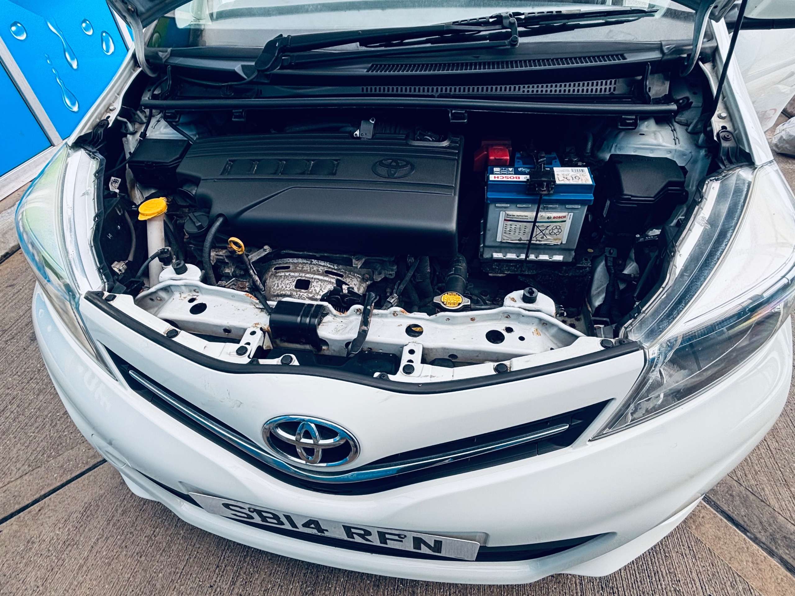 2014 TOYOTA YARIS 2014 TOYOTA YARIS