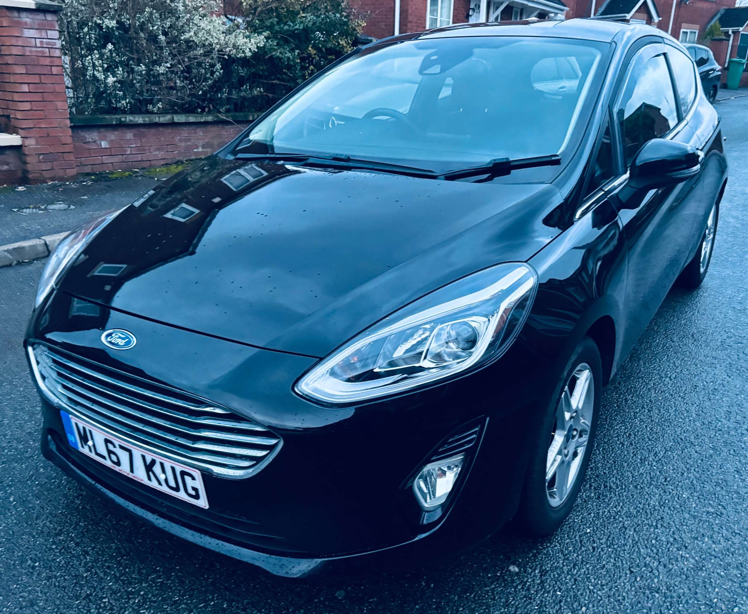 A 2017 FORD FIESTA 1.1 Ti-VCT Zetec Hatchback 3dr Petrol Manual Euro 6 (s/s) (85 ps) A 2017 FORD FIESTA 1.1 Ti-VCT Zetec Hatchback 3dr Petrol Manual Euro 6 (s/s) (85 ps)