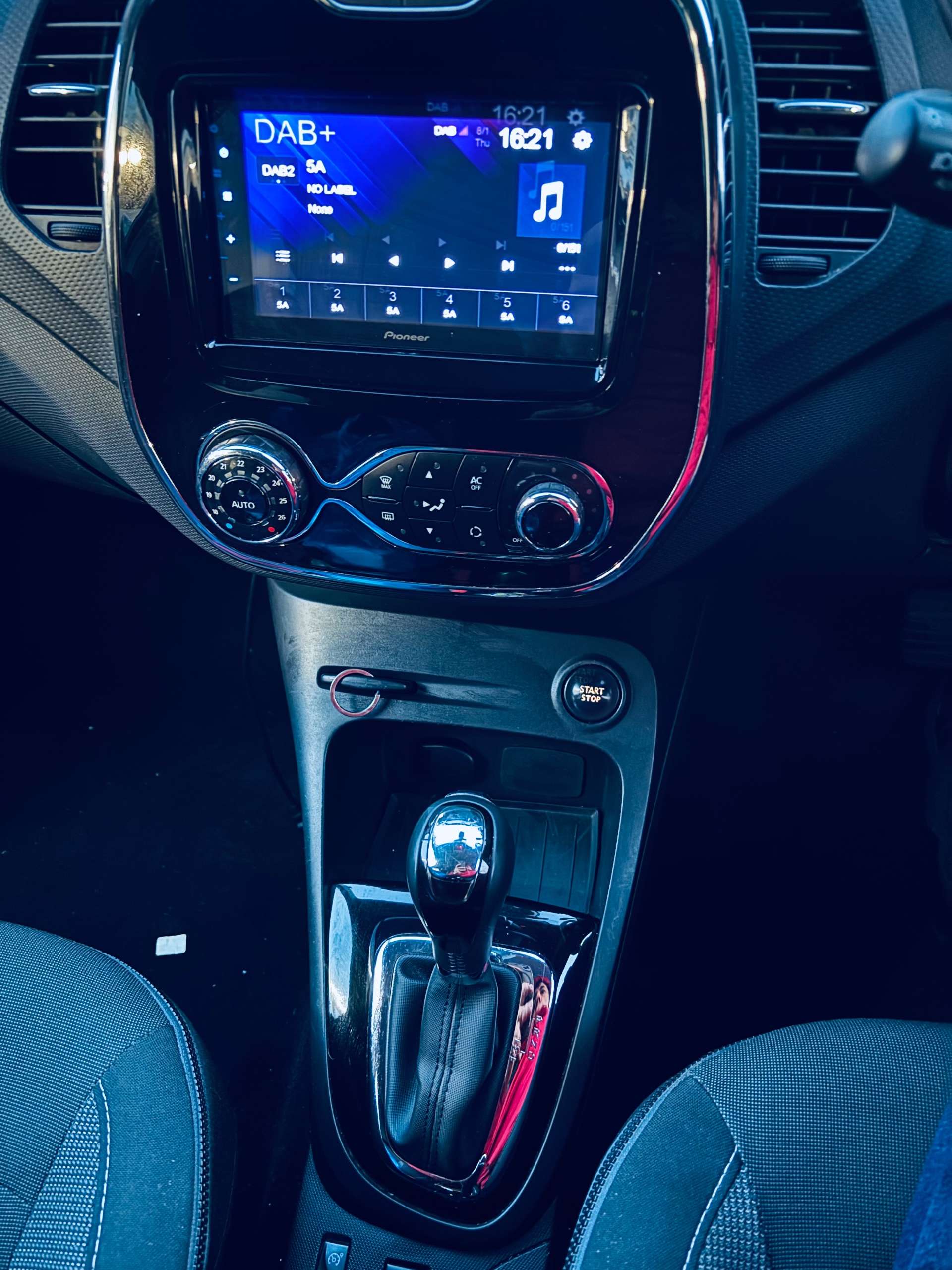 2014 RENAULT CAPTUR 2014 RENAULT CAPTUR