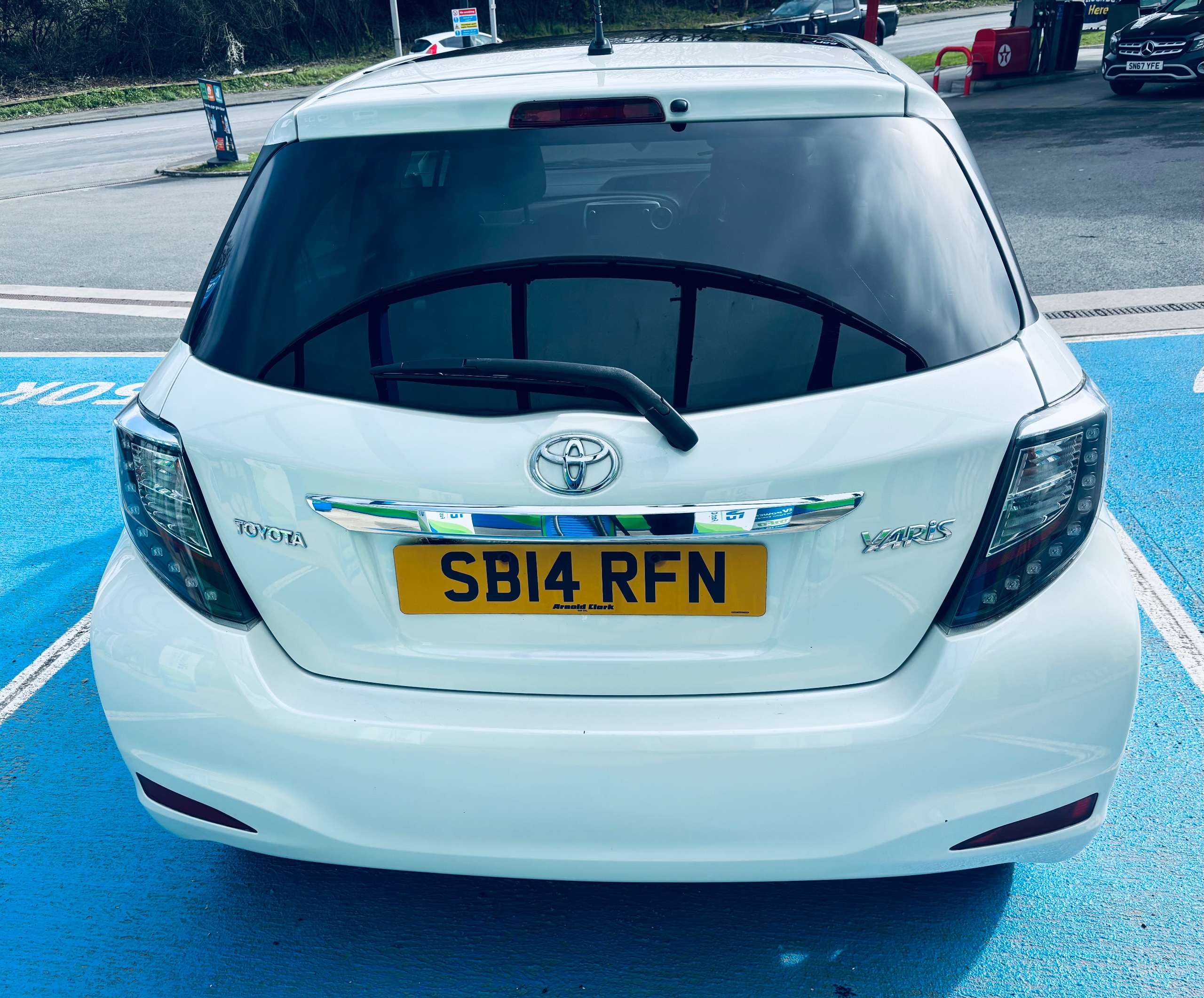 2014 TOYOTA YARIS 2014 TOYOTA YARIS