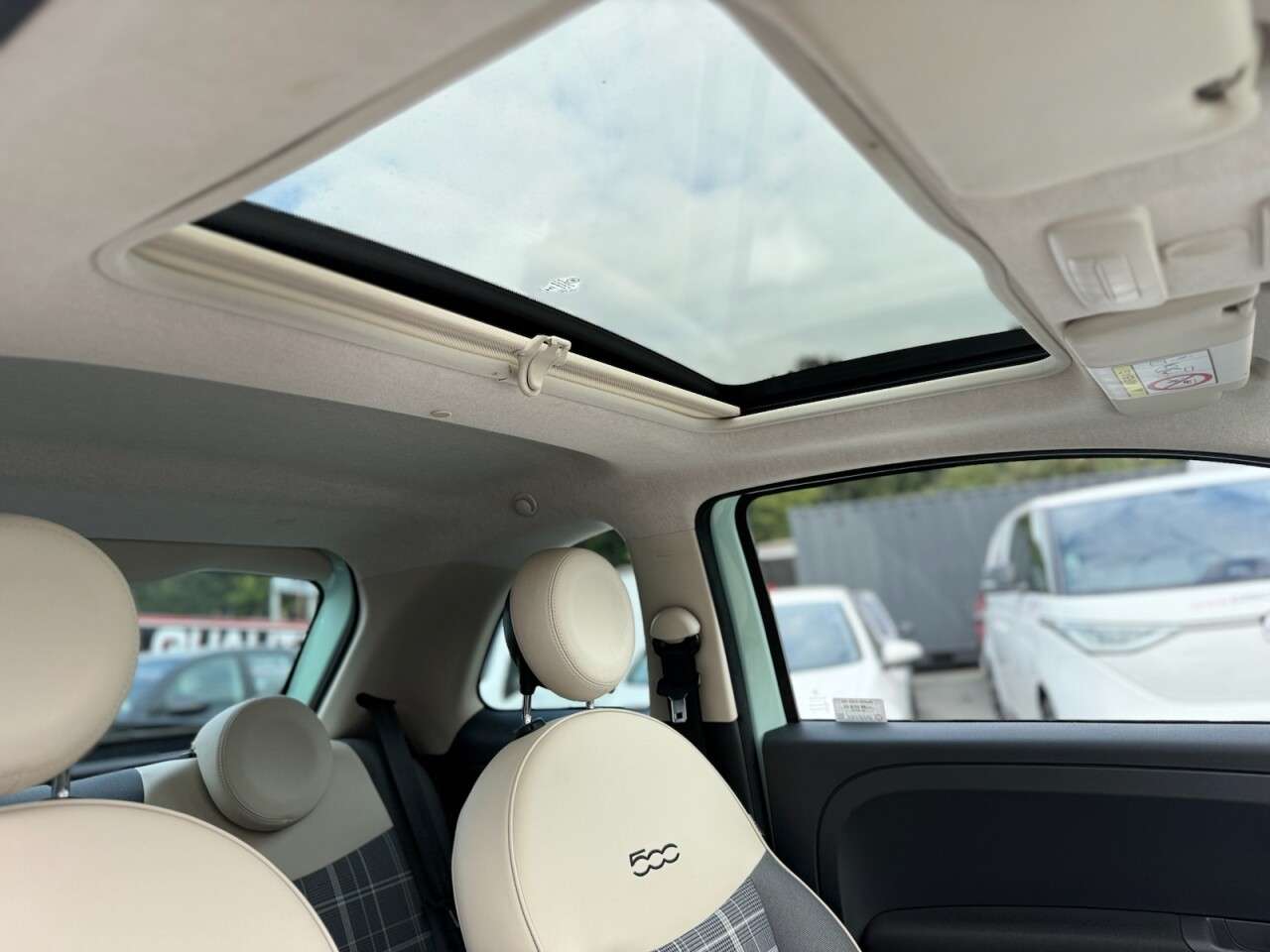 2016 FIAT 500 2016 FIAT 500