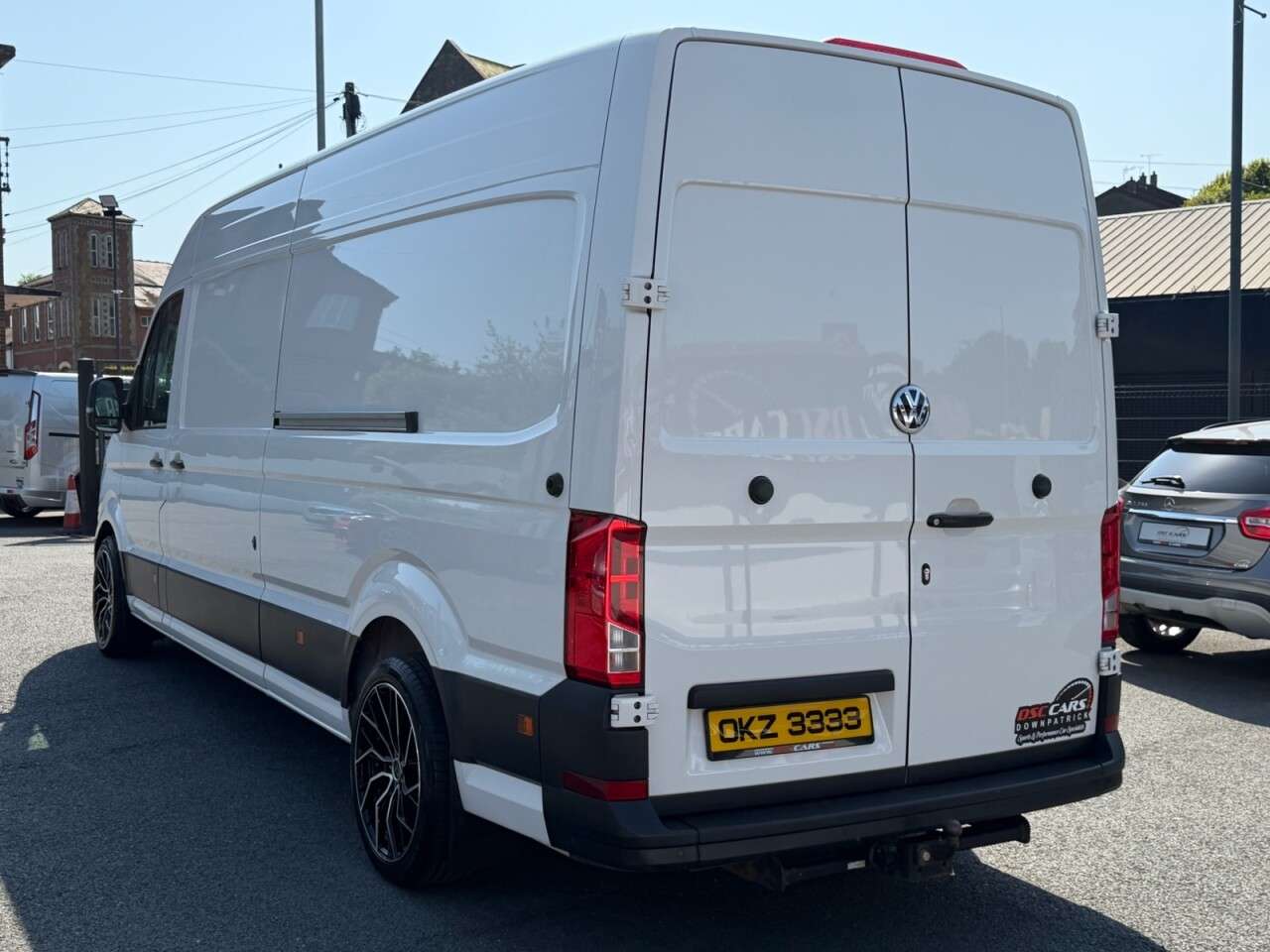 A 2020 VOLKSWAGEN CRAFTER 2.0 TDI CR35 Trendline Panel Van 5dr Diesel Manual FWD LWB High Roof Euro 6 A 2020 VOLKSWAGEN CRAFTER 2.0 TDI CR35 Trendline Panel Van 5dr Diesel Manual FWD LWB High Roof Euro 6