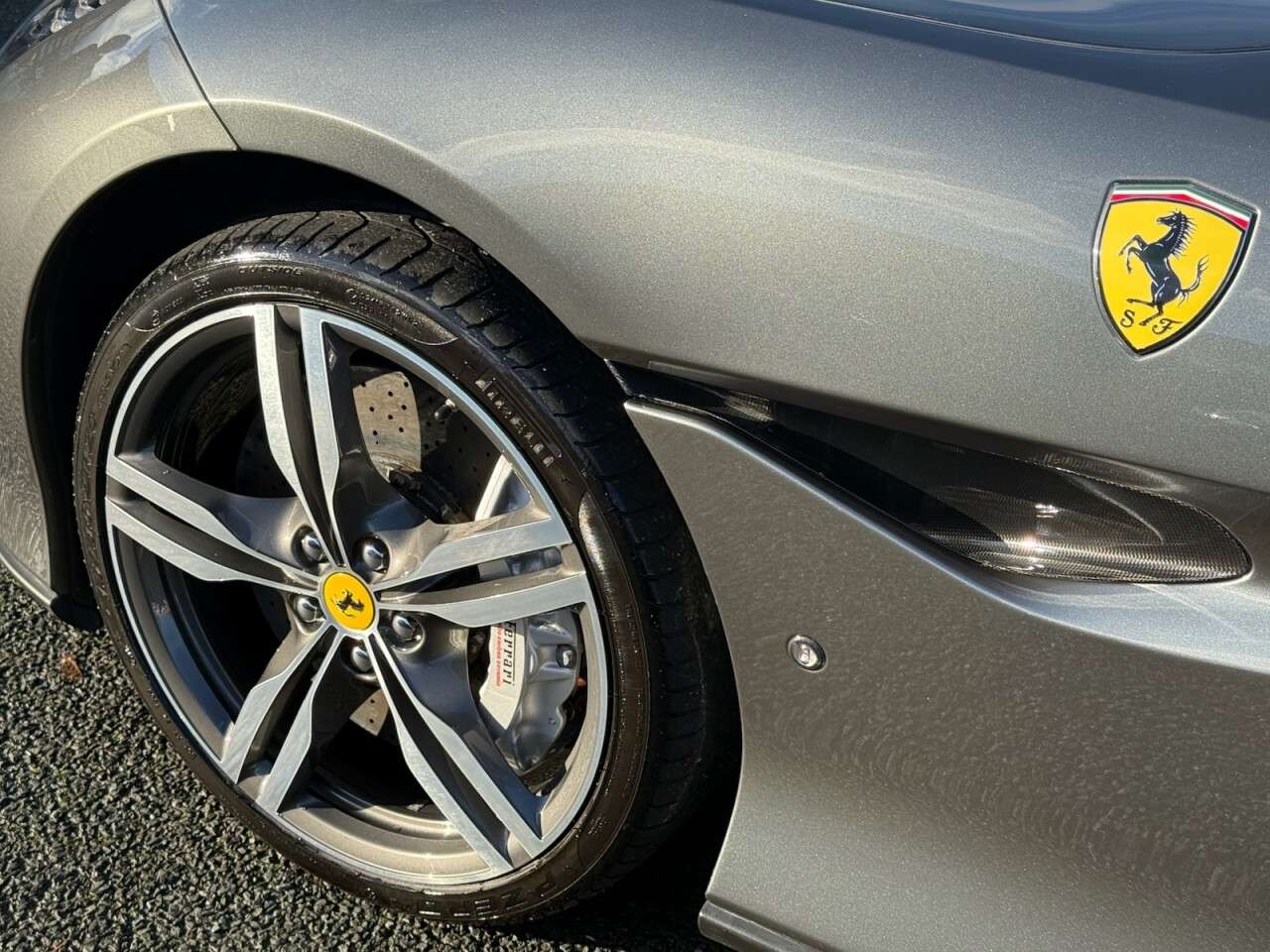 2019 FERRARI PORTOFINO 2019 FERRARI PORTOFINO