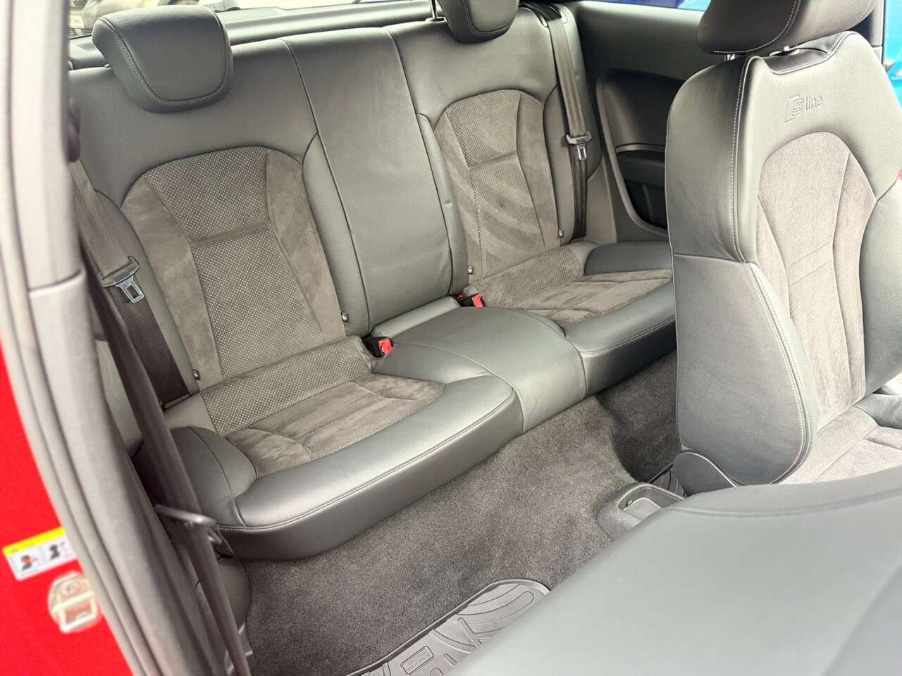 2016 AUDI A1 2016 AUDI A1