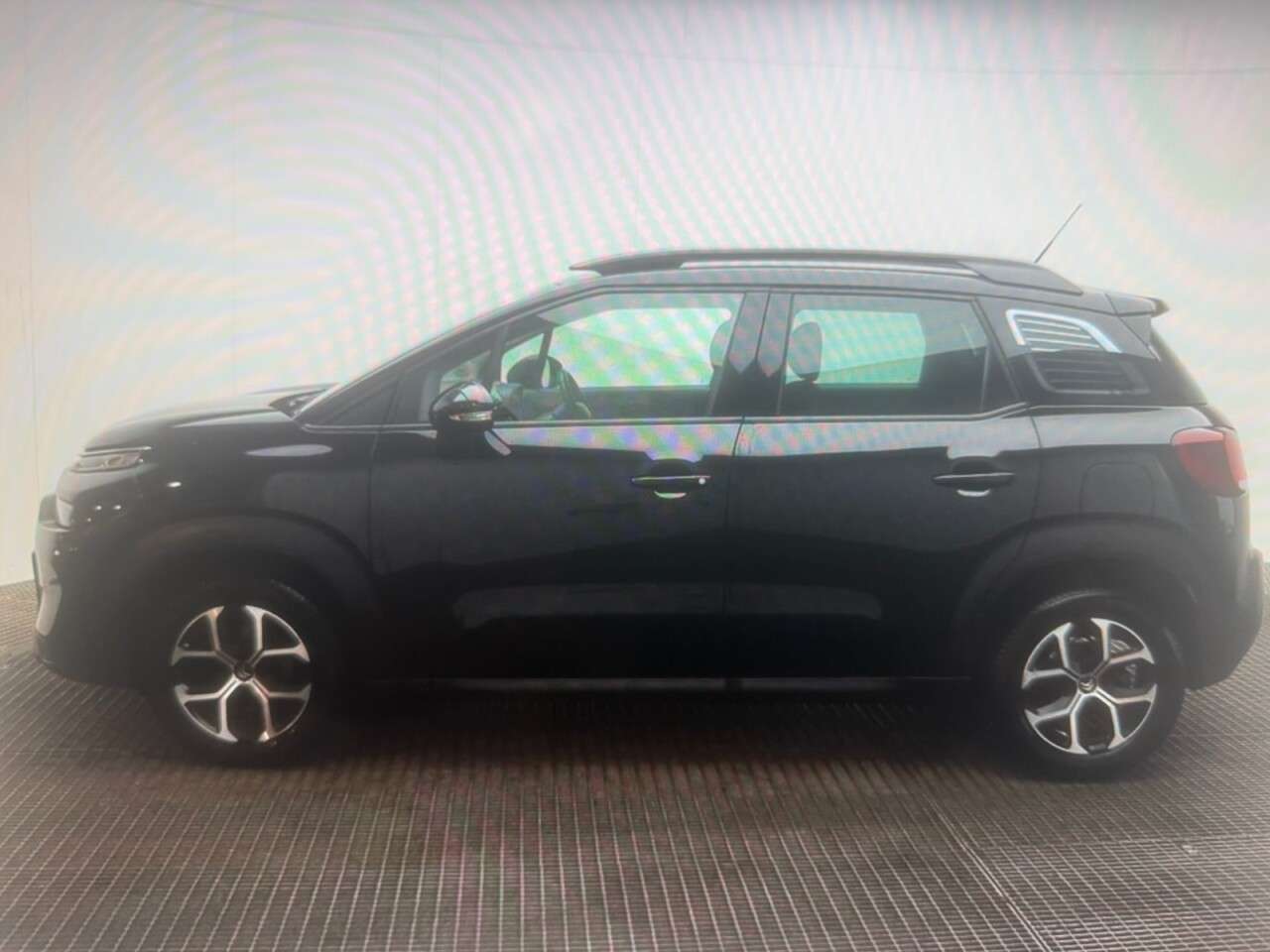 A 2022 CITROEN C3 AIRCROSS 1.2 PureTech Shine SUV 5dr Petrol EAT6 Euro 6 (s/s) (130 ps) AUTOMATIC & GR A 2022 CITROEN C3 AIRCROSS 1.2 PureTech Shine SUV 5dr Petrol EAT6 Euro 6 (s/s) (130 ps) AUTOMATIC & GR