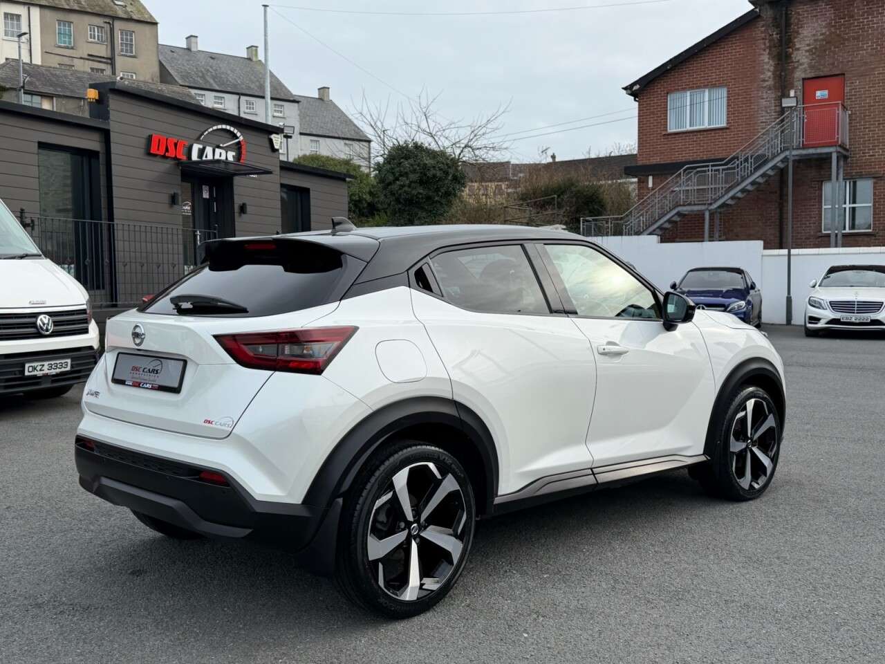A 2020 NISSAN JUKE 1.0 DIG-T Tekna SUV 5dr Petrol Manual Euro 6 (s/s) (117 ps) GREAT SPEC,LOW A 2020 NISSAN JUKE 1.0 DIG-T Tekna SUV 5dr Petrol Manual Euro 6 (s/s) (117 ps) GREAT SPEC,LOW