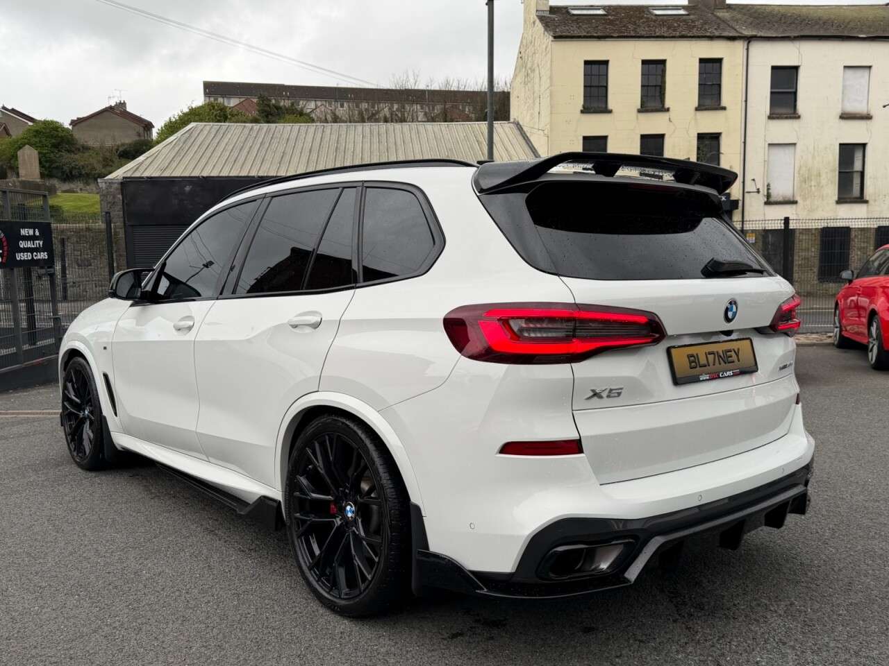 A 2023 BMW X5 3.0 40d MHT M Sport SUV 5dr Diesel Hybrid Auto xDrive Euro 6 (s/s) (340 ps) A 2023 BMW X5 3.0 40d MHT M Sport SUV 5dr Diesel Hybrid Auto xDrive Euro 6 (s/s) (340 ps)