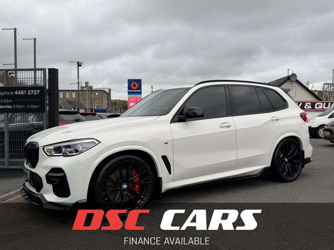 A 2023 BMW X5 3.0 40d MHT M Sport SUV 5dr Diesel Hybrid Auto xDrive Euro 6 (s/s) (340 ps) A 2023 BMW X5 3.0 40d MHT M Sport SUV 5dr Diesel Hybrid Auto xDrive Euro 6 (s/s) (340 ps)