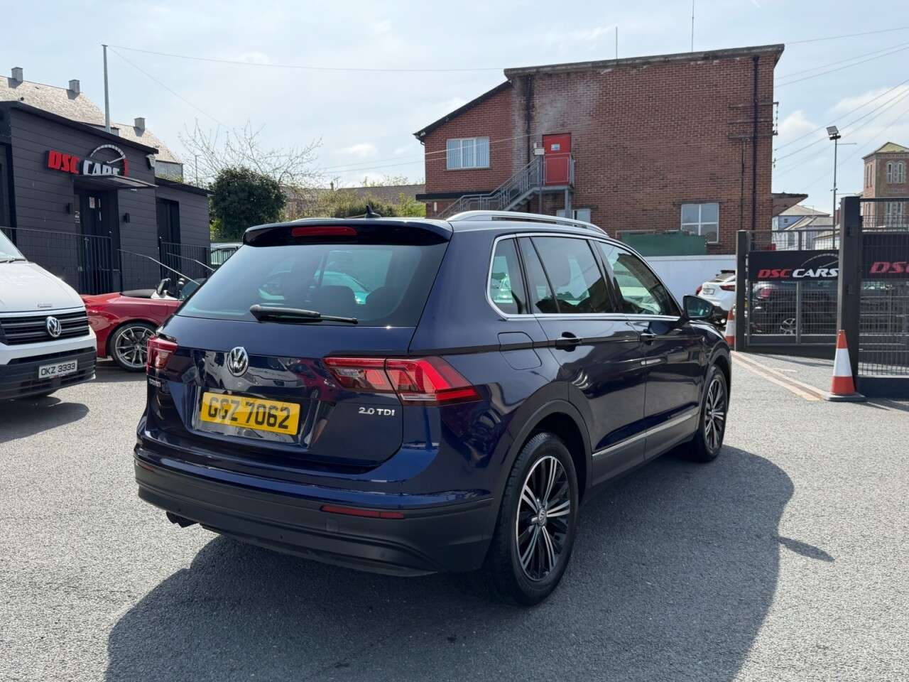 2017 VOLKSWAGEN TIGUAN 2017 VOLKSWAGEN TIGUAN