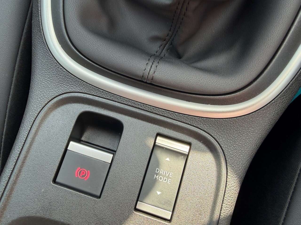 2024 JEEP AVENGER 2024 JEEP AVENGER