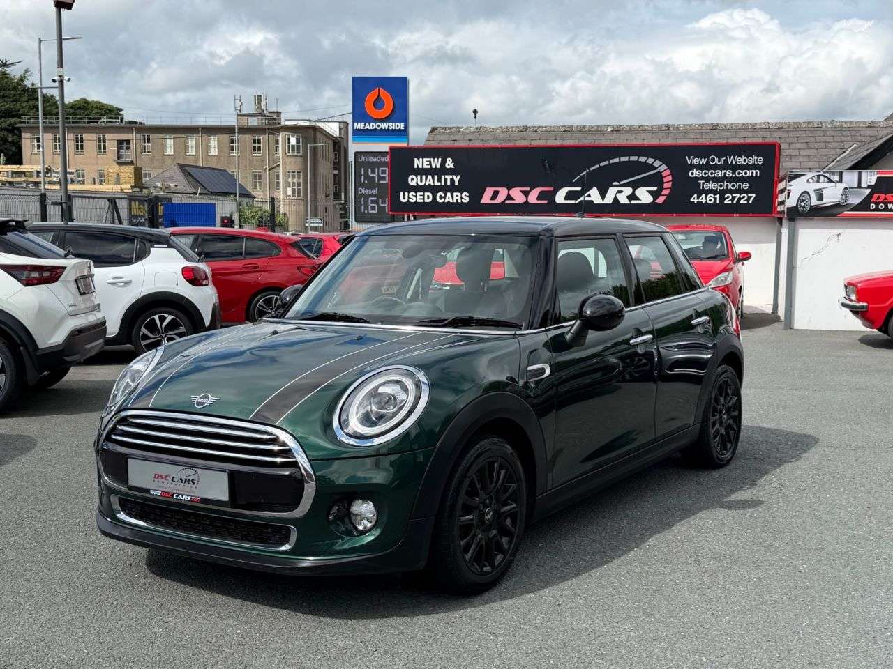 A 2019 MINI HATCH 1.5 Cooper Classic Hatchback 5dr Petrol Manual Euro 6 (s/s) (136 ps) A 2019 MINI HATCH 1.5 Cooper Classic Hatchback 5dr Petrol Manual Euro 6 (s/s) (136 ps)