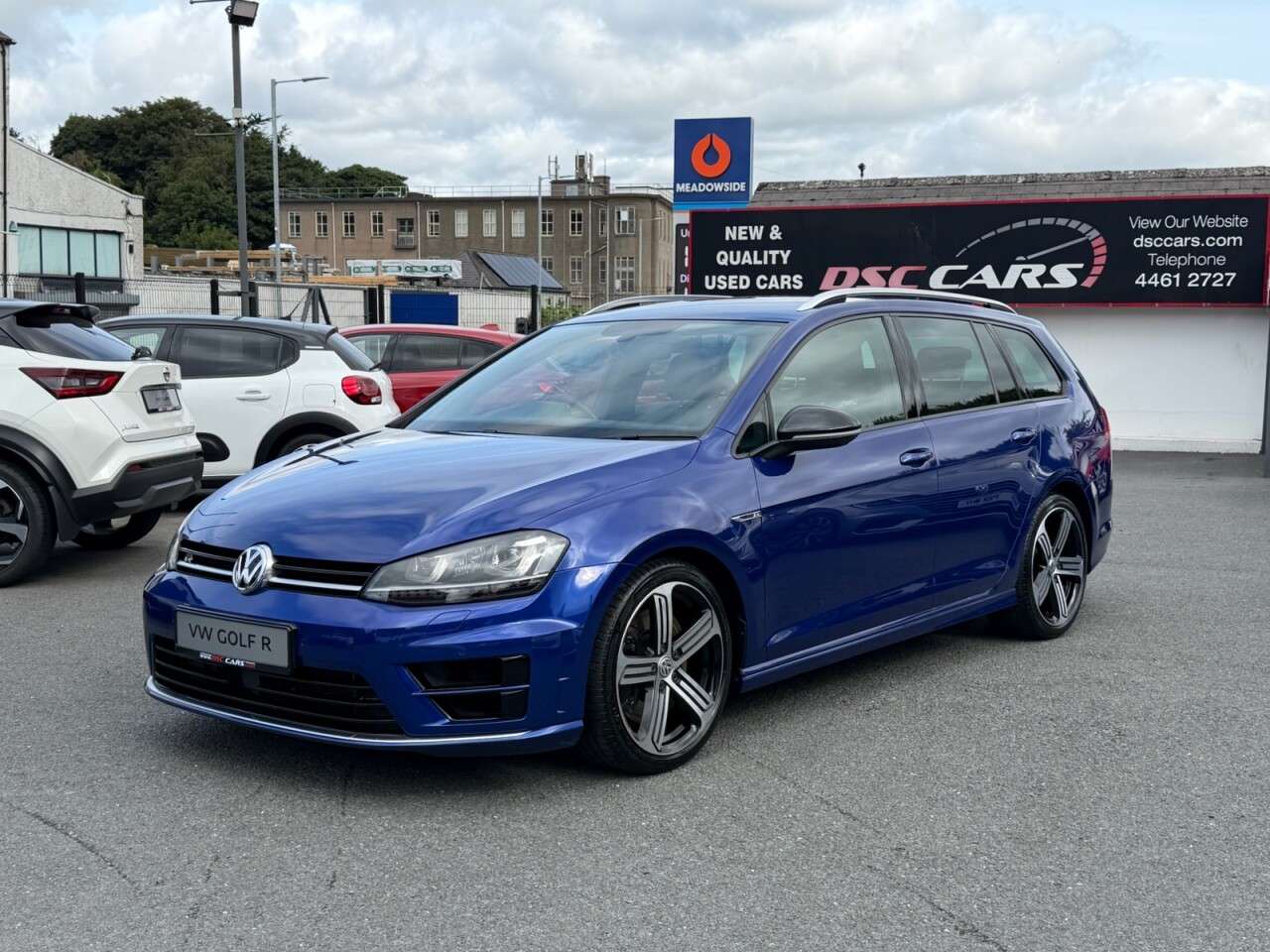 A 2016 VOLKSWAGEN GOLF 2.0 TSI BlueMotion Tech R Estate 5dr Petrol DSG 4MOTION Euro 6 (s/s) (300 p A 2016 VOLKSWAGEN GOLF 2.0 TSI BlueMotion Tech R Estate 5dr Petrol DSG 4MOTION Euro 6 (s/s) (300 p