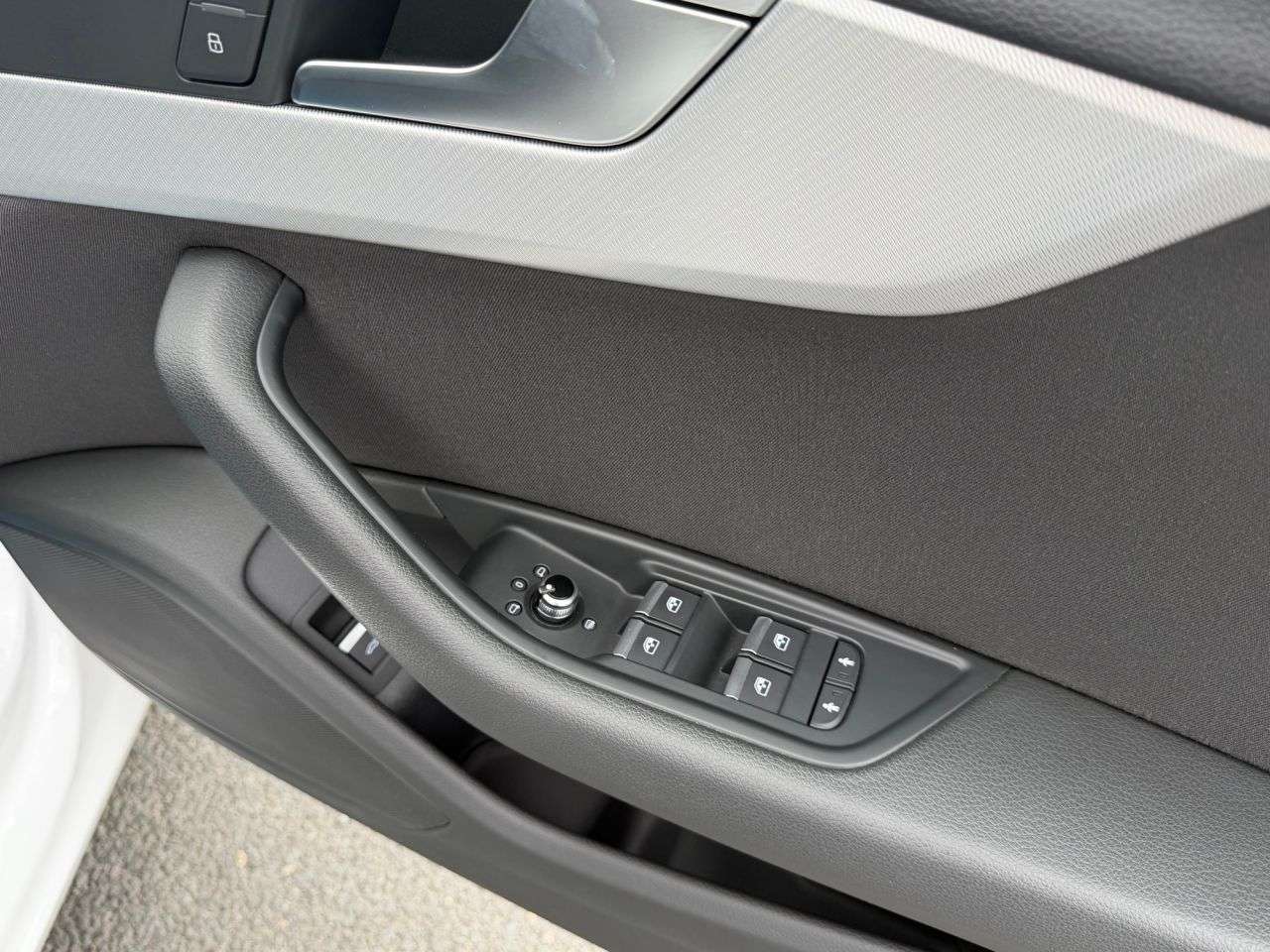 2017 AUDI A4 2017 AUDI A4