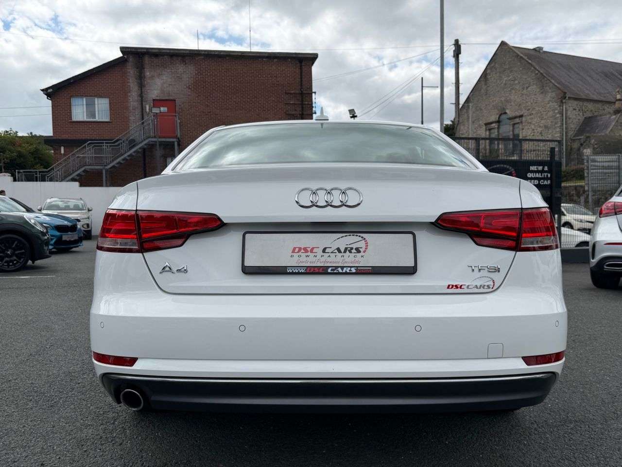 2017 AUDI A4 2017 AUDI A4