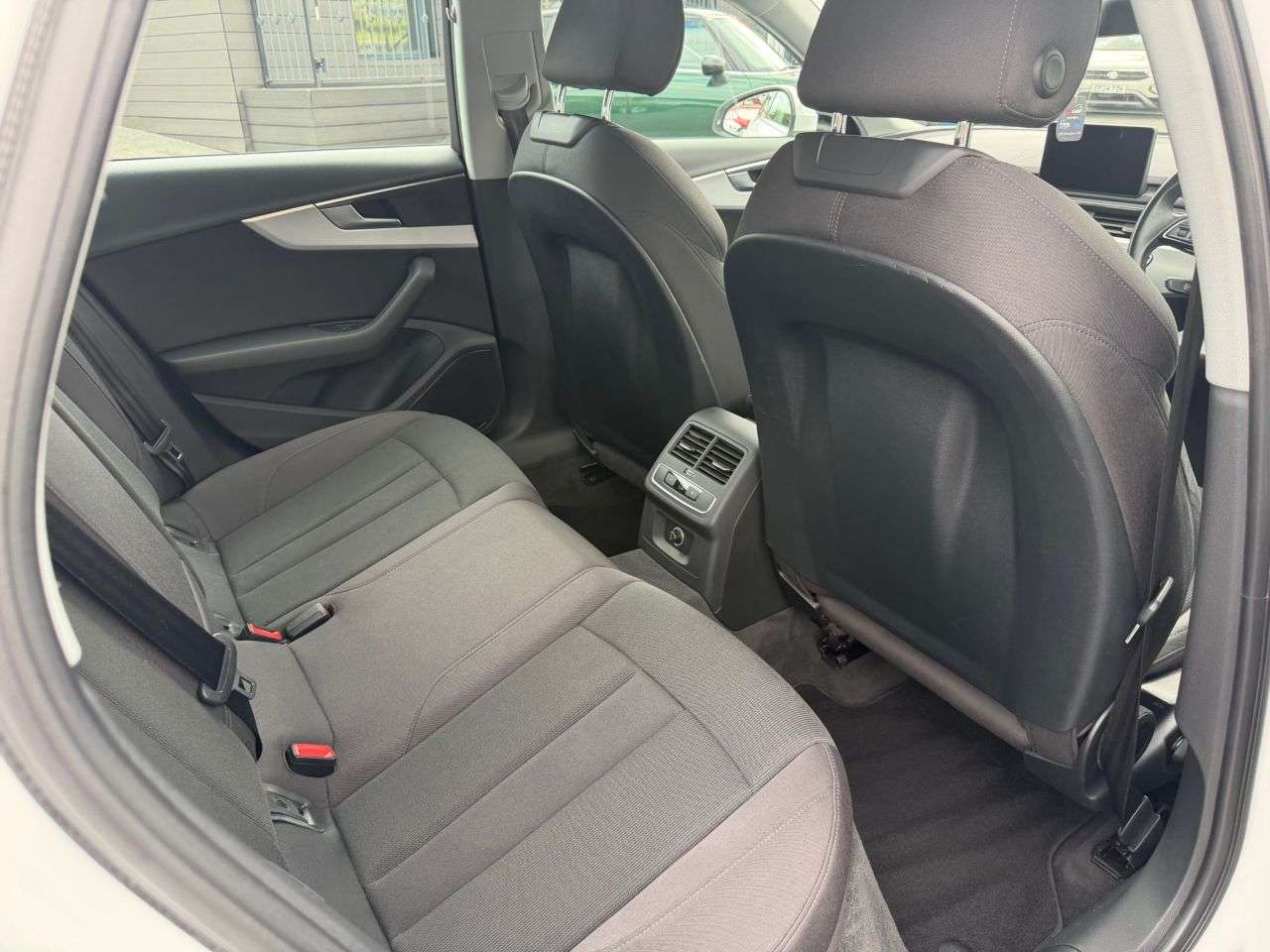 2017 AUDI A4 2017 AUDI A4