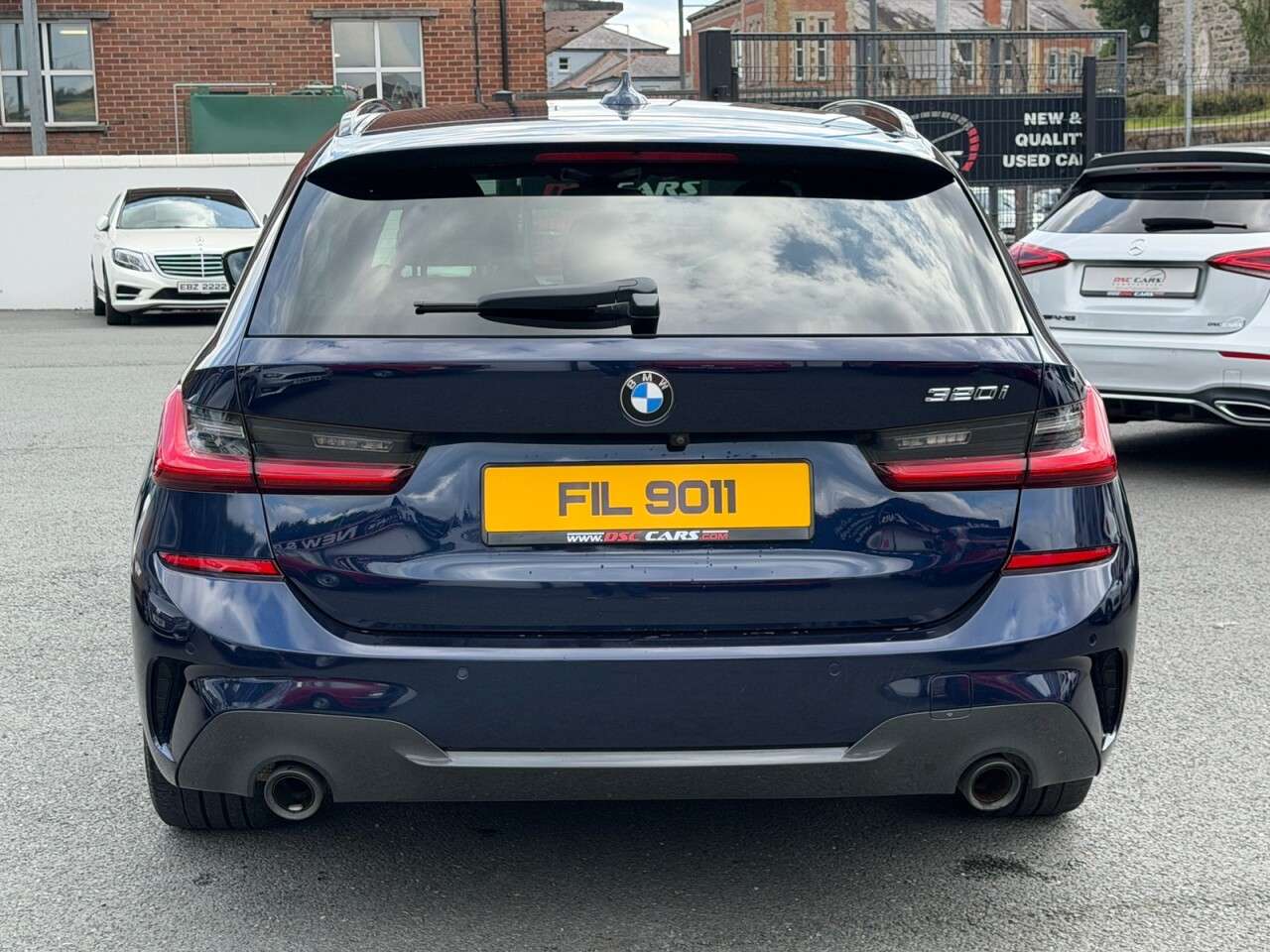 A 2021 BMW 3 SERIES 2.0 320i M Sport Pro Edition Touring 5dr Petrol Auto Euro 6 (s/s) (184 ps) A 2021 BMW 3 SERIES 2.0 320i M Sport Pro Edition Touring 5dr Petrol Auto Euro 6 (s/s) (184 ps)