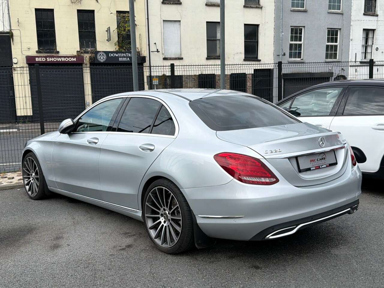 A 2015 MERCEDES-BENZ C CLASS 2.1 C220 BlueTEC Sport Saloon 4dr Diesel G-Tronic+ Euro 6 (s/s) (170 ps) A 2015 MERCEDES-BENZ C CLASS 2.1 C220 BlueTEC Sport Saloon 4dr Diesel G-Tronic+ Euro 6 (s/s) (170 ps)