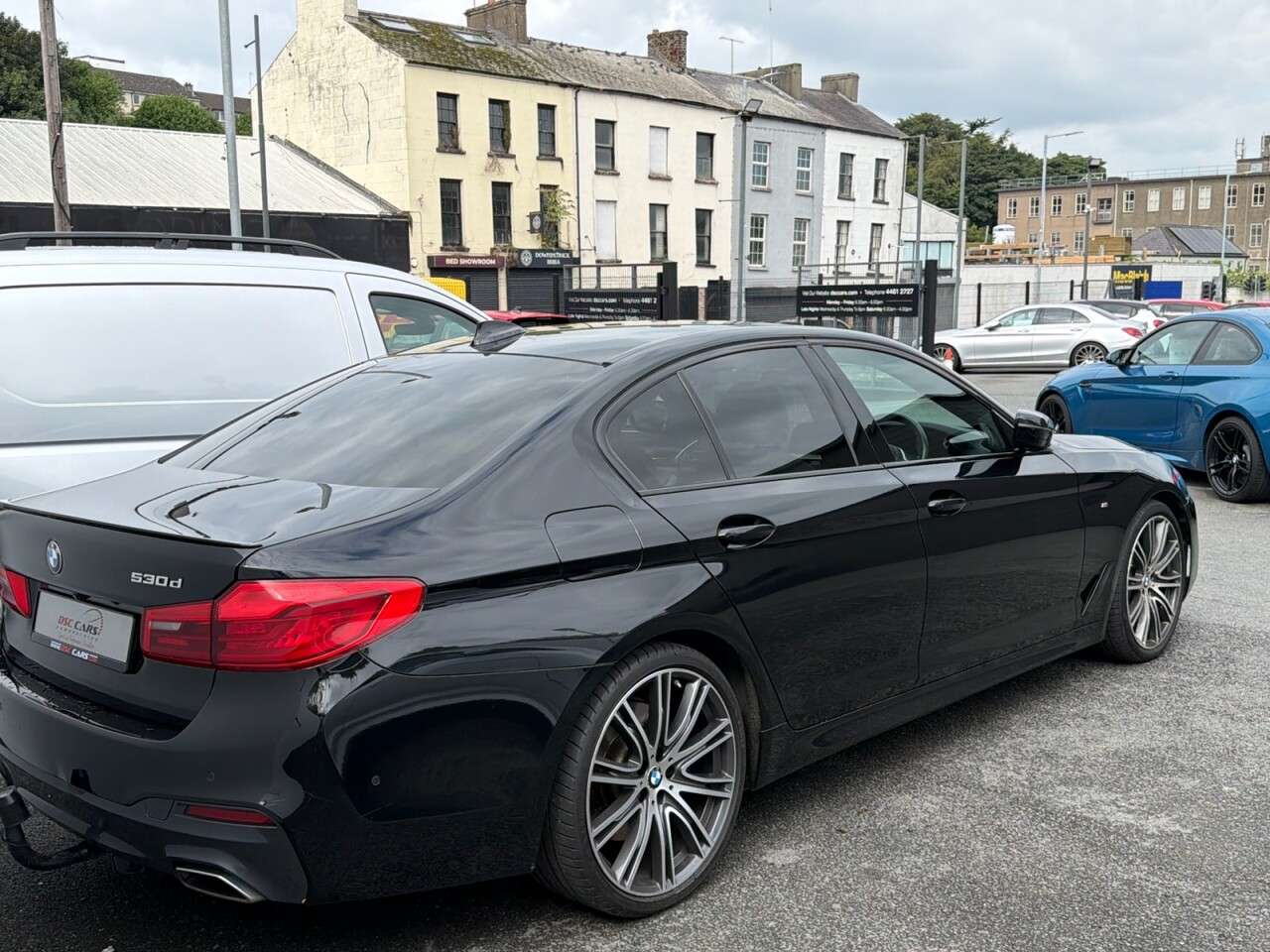 A 2019 BMW 5 SERIES 3.0 530d M Sport Saloon 4dr Diesel Auto xDrive Euro 6 (s/s) (265 ps) A 2019 BMW 5 SERIES 3.0 530d M Sport Saloon 4dr Diesel Auto xDrive Euro 6 (s/s) (265 ps)