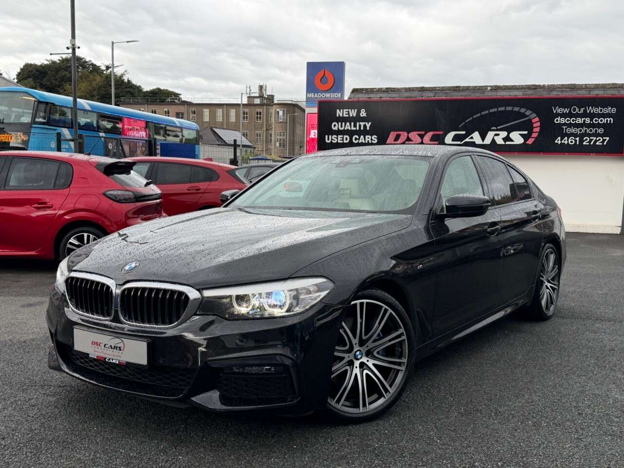 A 2019 BMW 5 SERIES 3.0 530d M Sport Saloon 4dr Diesel Auto xDrive Euro 6 (s/s) (265 ps) A 2019 BMW 5 SERIES 3.0 530d M Sport Saloon 4dr Diesel Auto xDrive Euro 6 (s/s) (265 ps)
