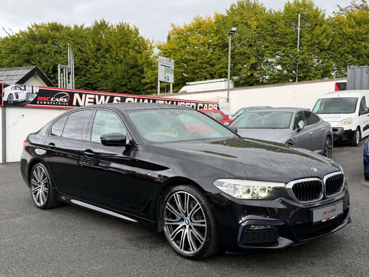 A 2019 BMW 5 SERIES 3.0 530d M Sport Saloon 4dr Diesel Auto xDrive Euro 6 (s/s) (265 ps) A 2019 BMW 5 SERIES 3.0 530d M Sport Saloon 4dr Diesel Auto xDrive Euro 6 (s/s) (265 ps)