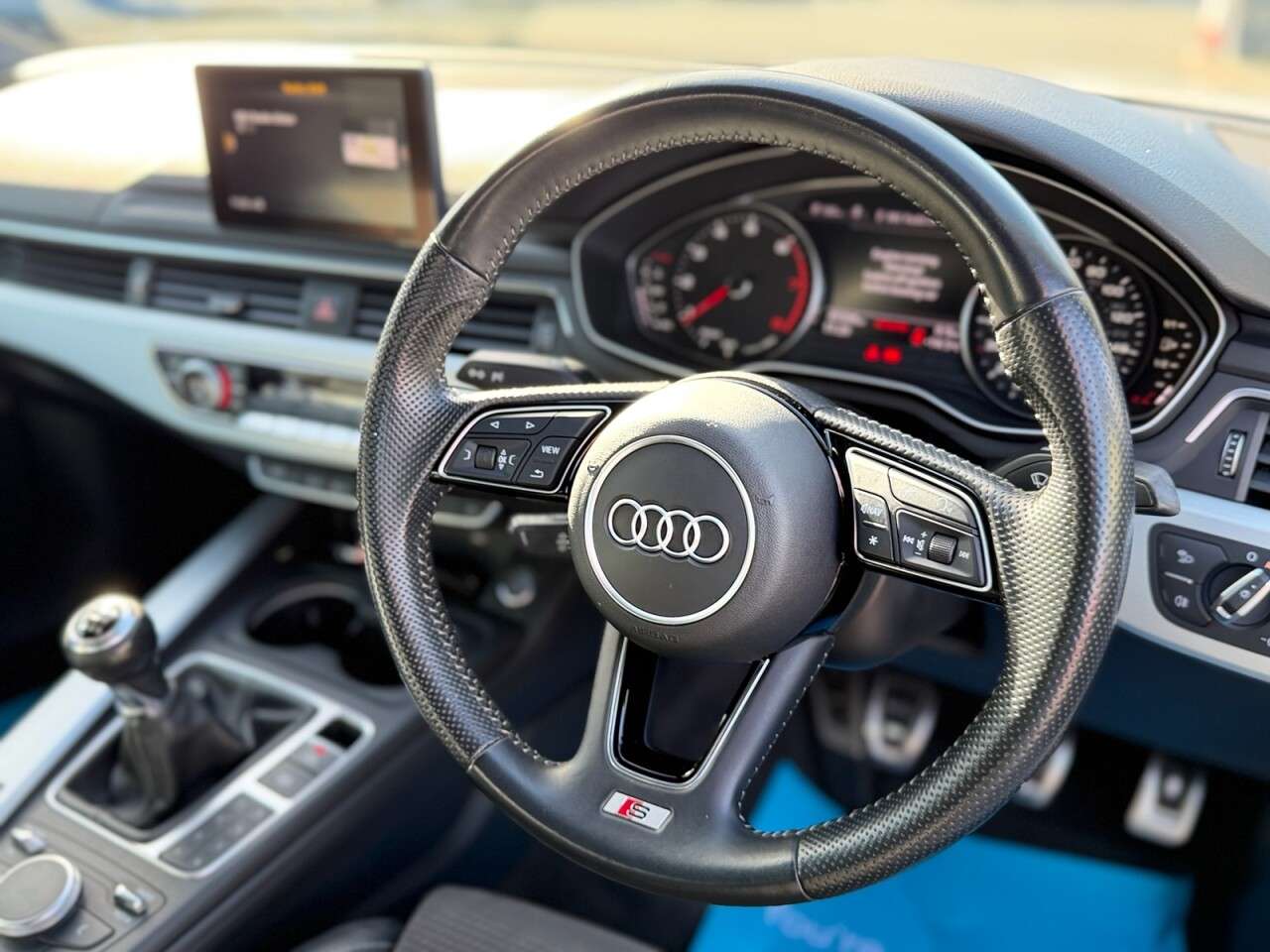 2018 AUDI A4 2018 AUDI A4