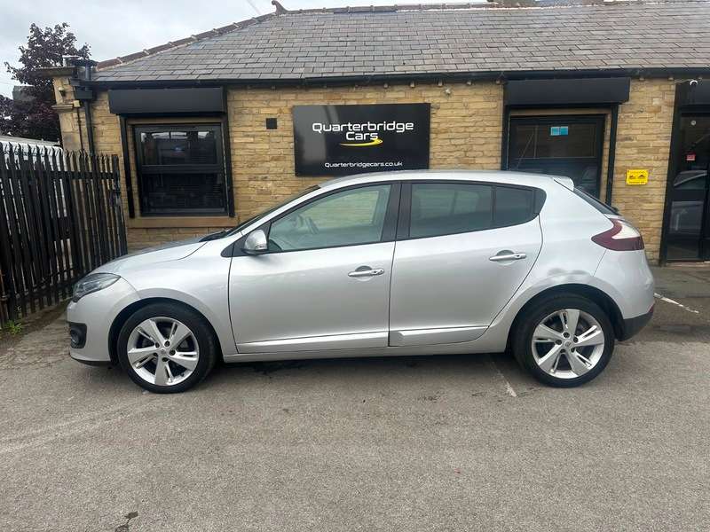 2015 RENAULT MEGANE 2015 RENAULT MEGANE