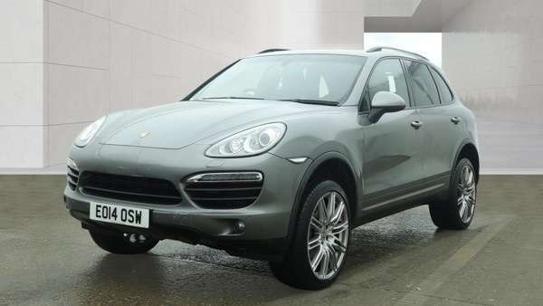 A 2014 PORSCHE CAYENNE D V8 S TIPTRONIC S A 2014 PORSCHE CAYENNE D V8 S TIPTRONIC S