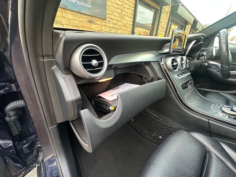 null MERCEDES C CLASS null MERCEDES C CLASS