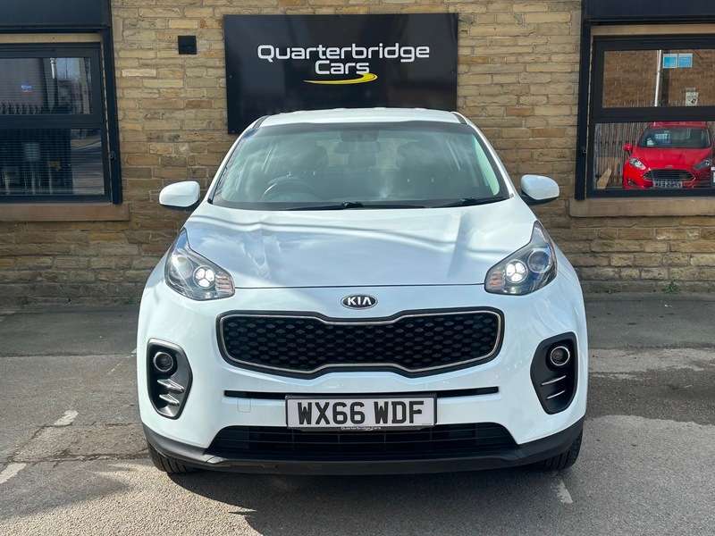 A 2016 KIA SPORTAGE 1 A 2016 KIA SPORTAGE 1