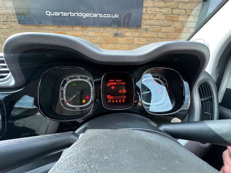 2012 FIAT PANDA 2012 FIAT PANDA