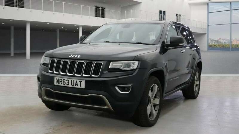 A 2013 JEEP GRAND CHEROKEE V6 CRD LIMITED A 2013 JEEP GRAND CHEROKEE V6 CRD LIMITED