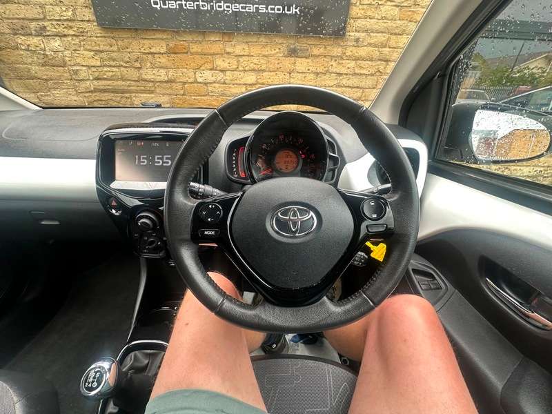 2014 TOYOTA AYGO 2014 TOYOTA AYGO