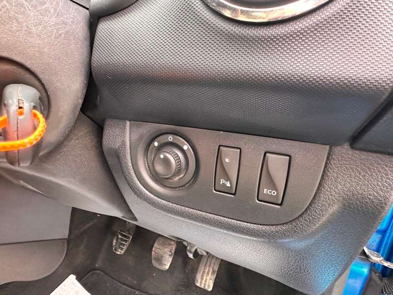 2014 DACIA SANDERO 2014 DACIA SANDERO