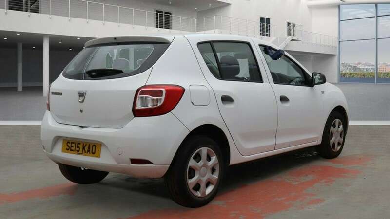 2015 DACIA SANDERO 2015 DACIA SANDERO