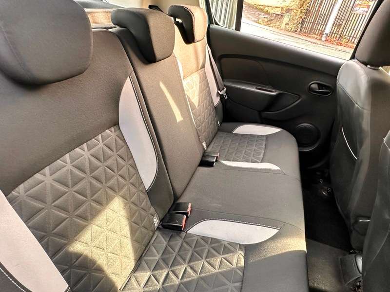 2014 DACIA SANDERO 2014 DACIA SANDERO