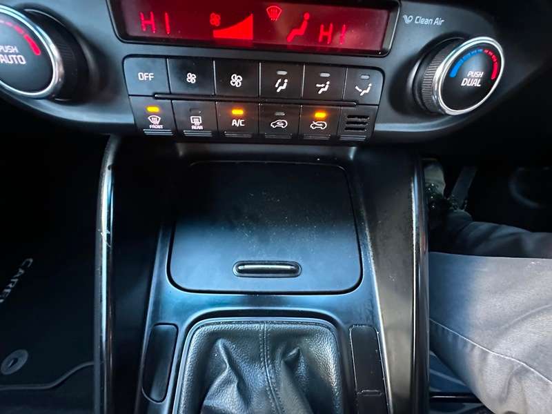 2014 KIA CARENS 2014 KIA CARENS