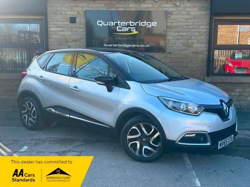 A 2016 RENAULT CAPTUR DYNAMIQUE NAV TCE A 2016 RENAULT CAPTUR DYNAMIQUE NAV TCE
