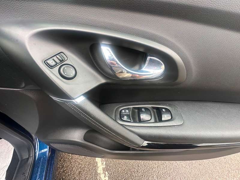2017 RENAULT KADJAR 2017 RENAULT KADJAR