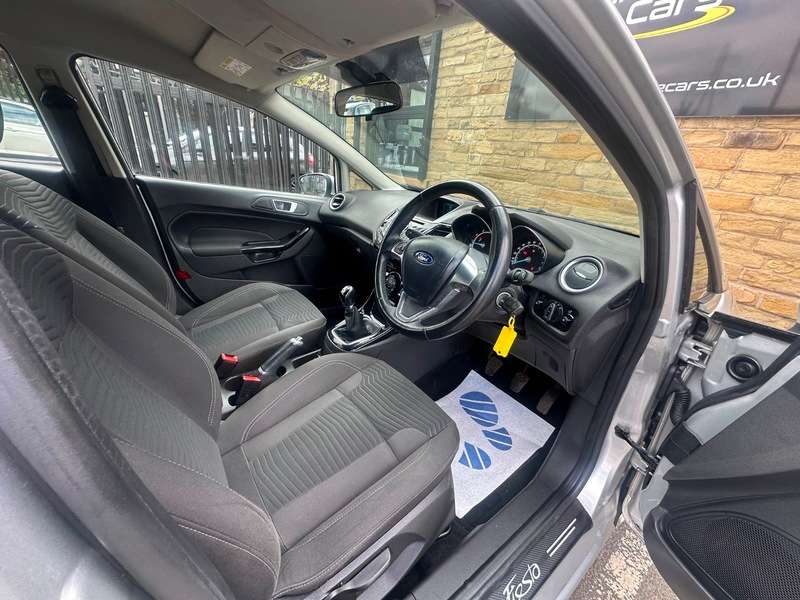 2015 FORD FIESTA 2015 FORD FIESTA