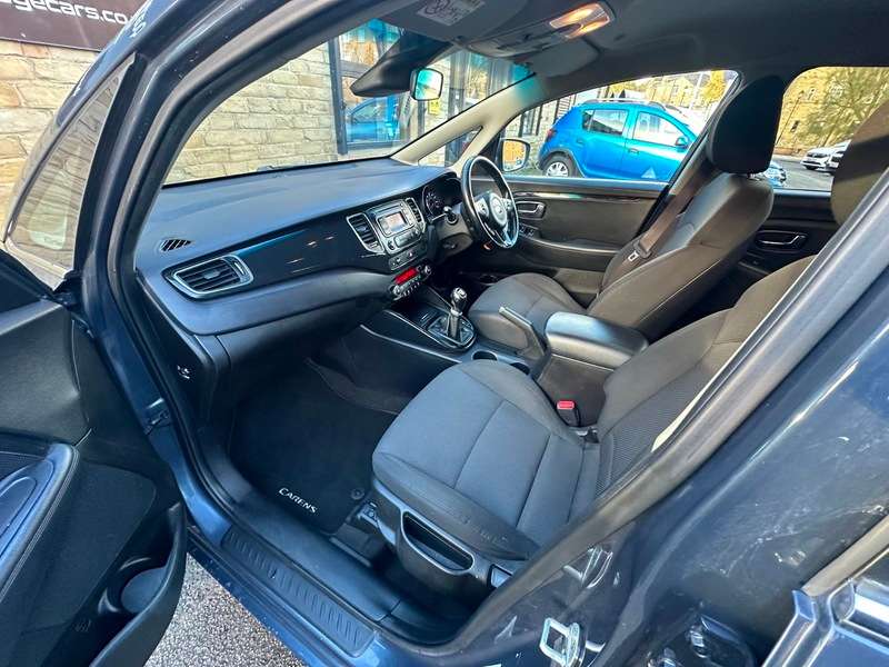 2014 KIA CARENS 2014 KIA CARENS