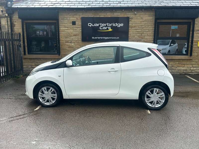 2014 TOYOTA AYGO 2014 TOYOTA AYGO